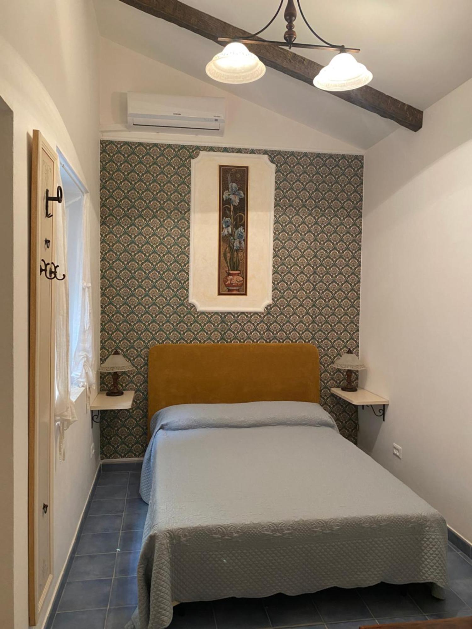 סן ניקולה ארצ'לה B&B Villa La Petra מראה חיצוני תמונה