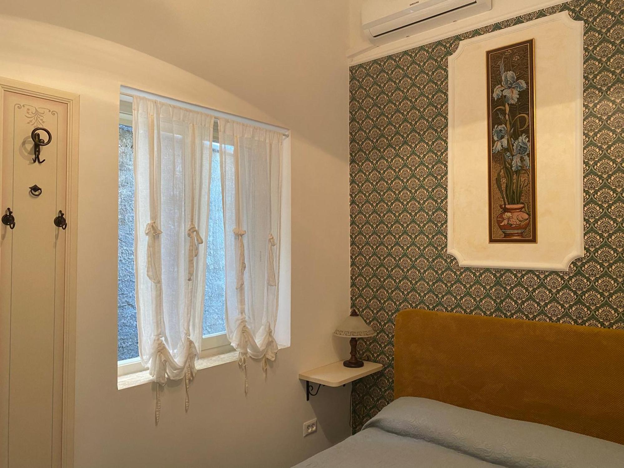 סן ניקולה ארצ'לה B&B Villa La Petra חדר תמונה