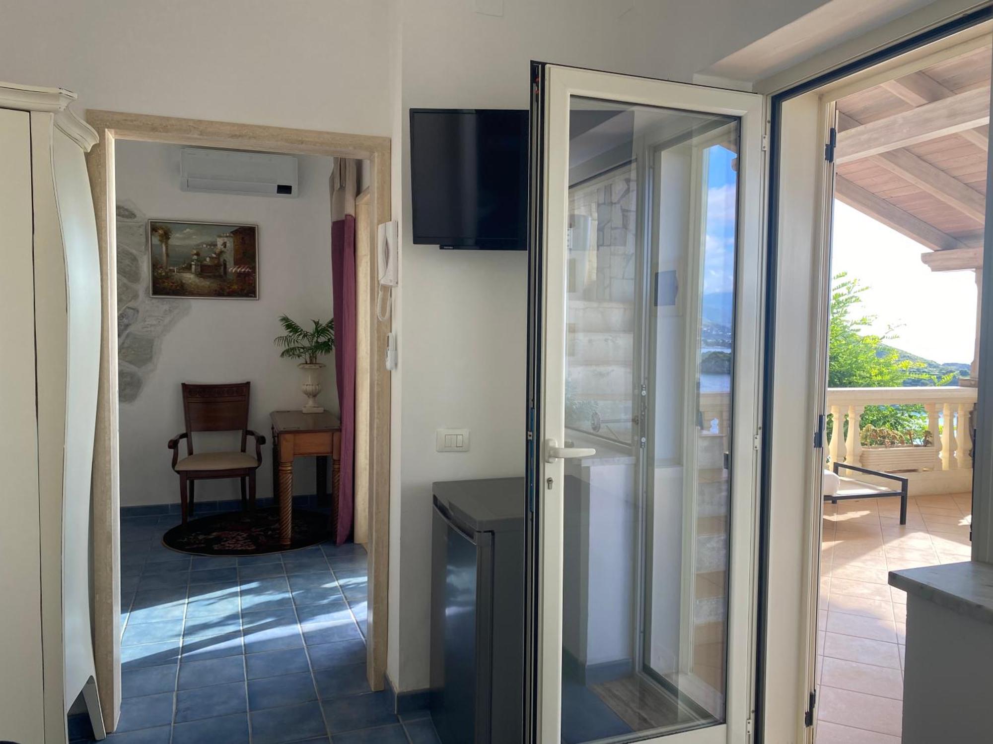 סן ניקולה ארצ'לה B&B Villa La Petra חדר תמונה