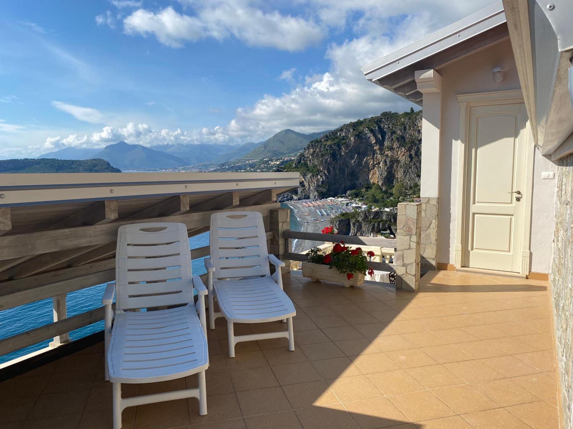 סן ניקולה ארצ'לה B&B Villa La Petra חדר תמונה