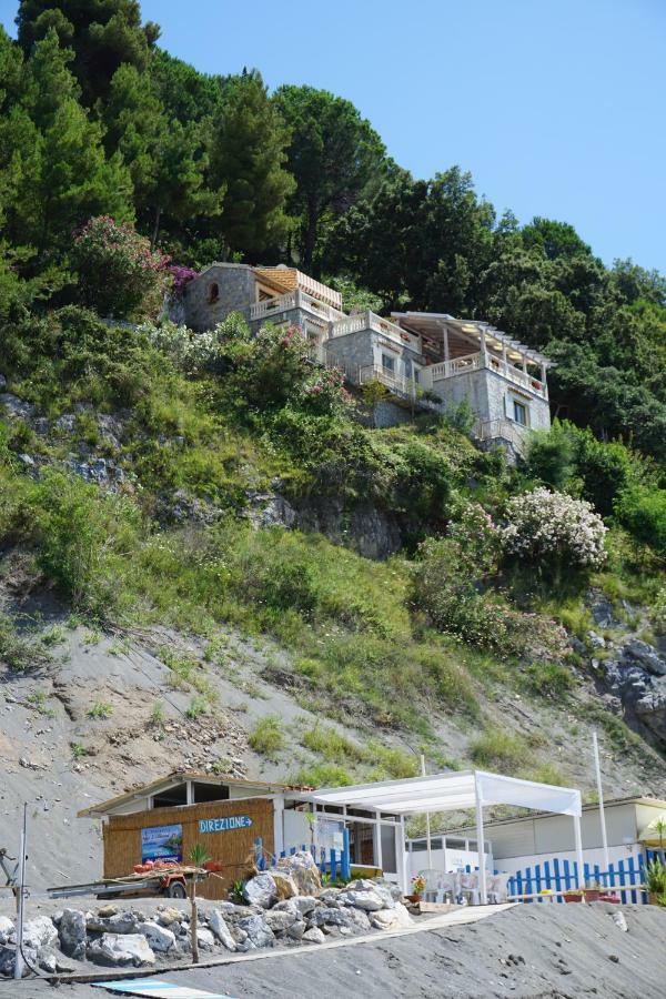 סן ניקולה ארצ'לה B&B Villa La Petra מראה חיצוני תמונה